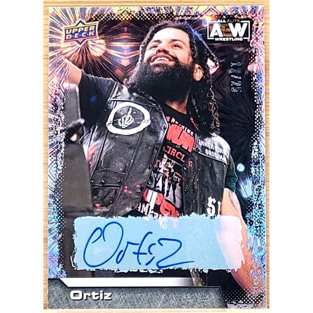 2022 UPPER DECK AEW ORTIZ PYRO AUTO #D/25 AUTOGRAPH SP